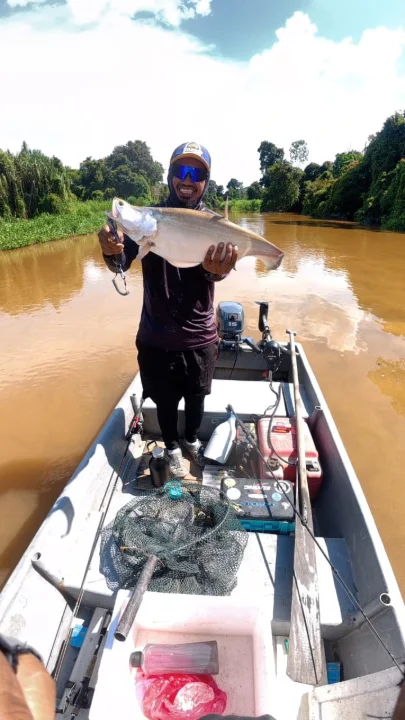 Longriver Fishing Guide - Image 3