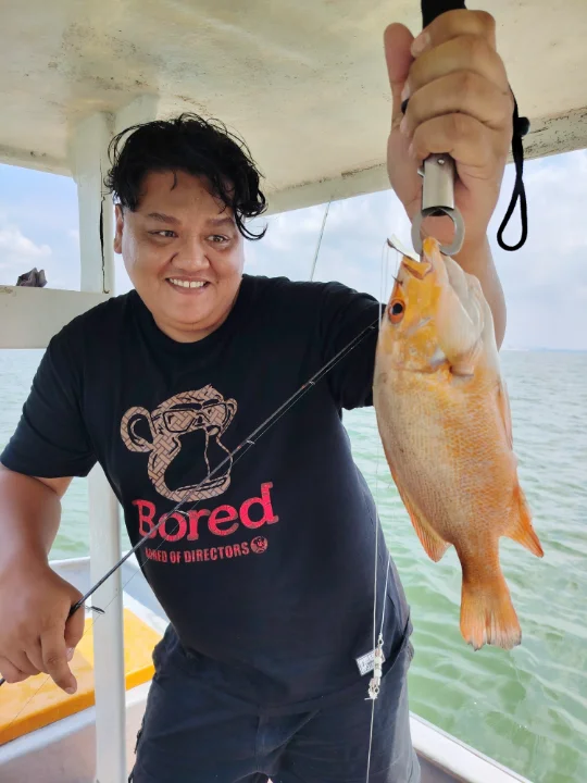 Red Boat Charter - Image 3