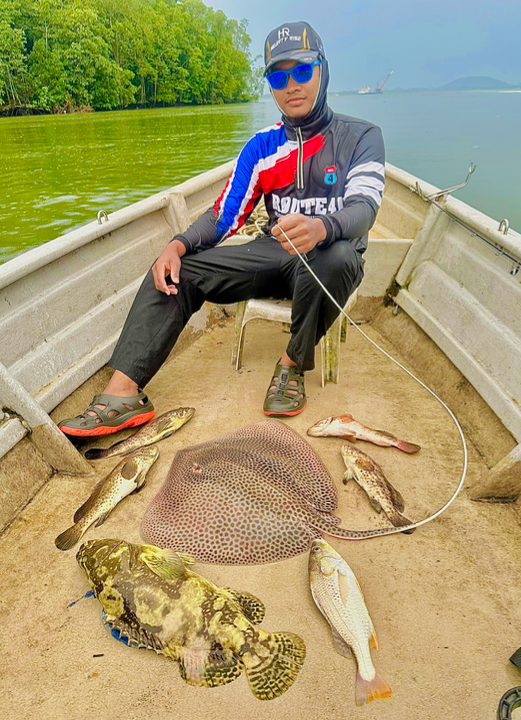 Sisekhunter Boat Charter - Image 3